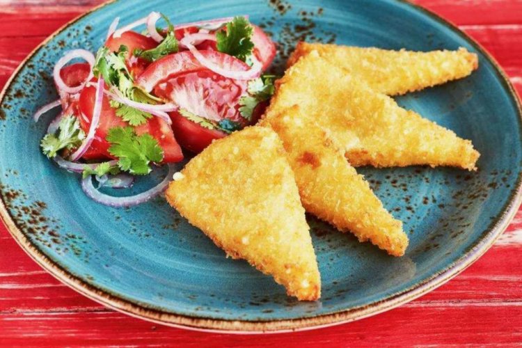 Жареный сулугуни в сырной панировке