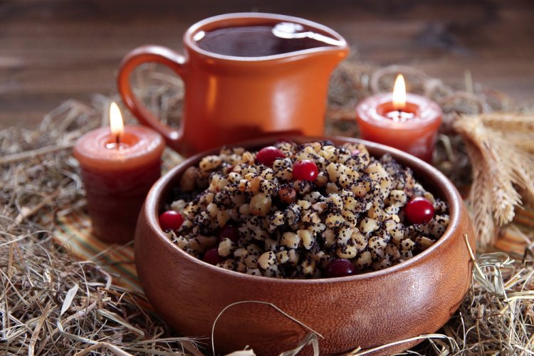 Кутья из перловки с клюквой