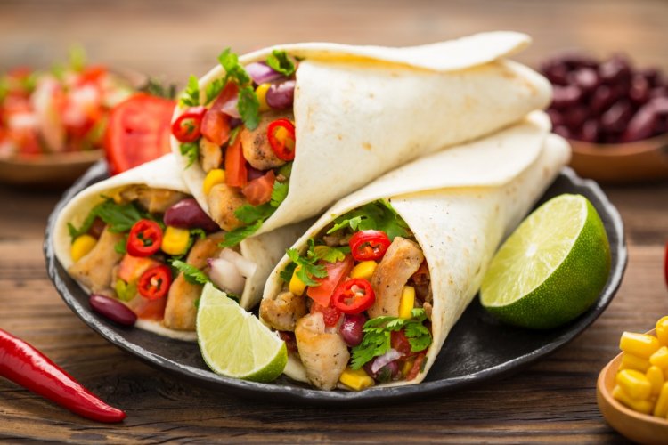 15 бесподобных рецептов тортильи с курицей