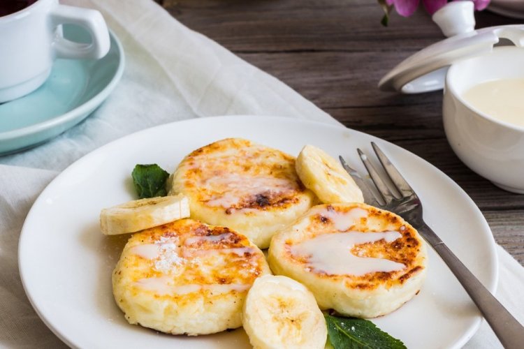 Сырники из рикотты с бананом