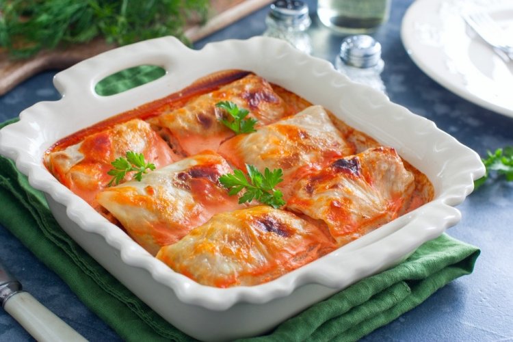 Постные голубцы с картошкой в духовке