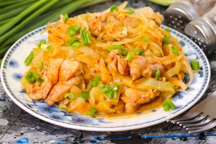 Филе индейки с капустой в духовке