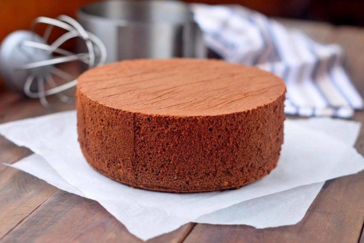 Шоколадный шифоновый бисквит