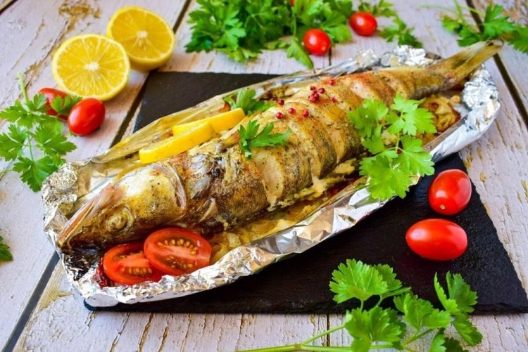 Судак целиком в духовке