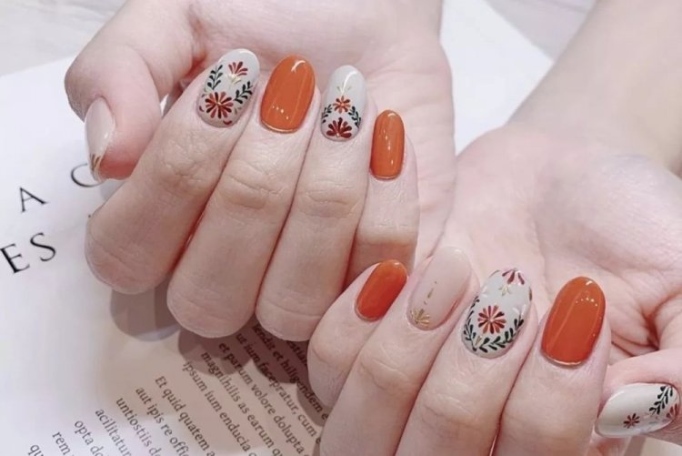 Ретро маникюр