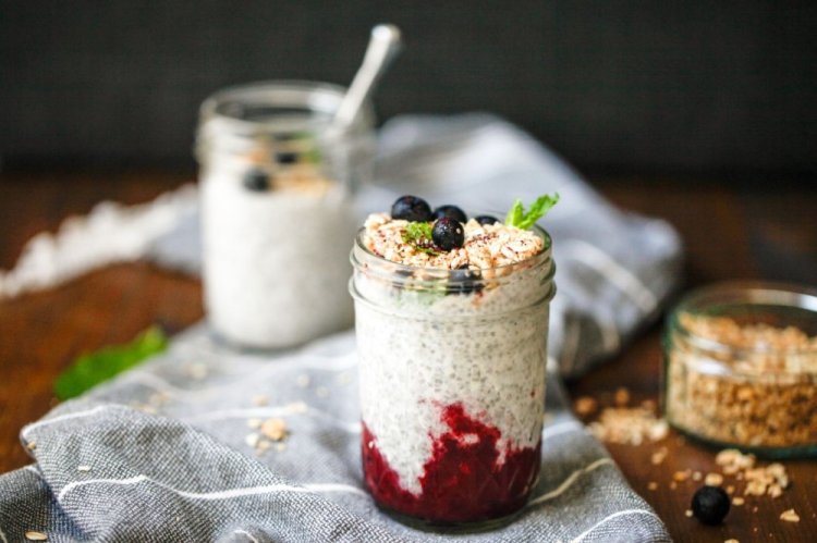 Ягодный пудинг с семенами чиа