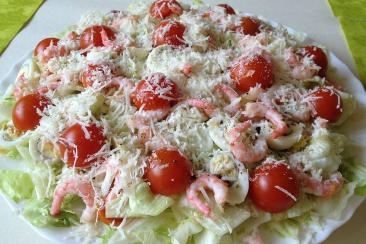 Белковый салат с креветками