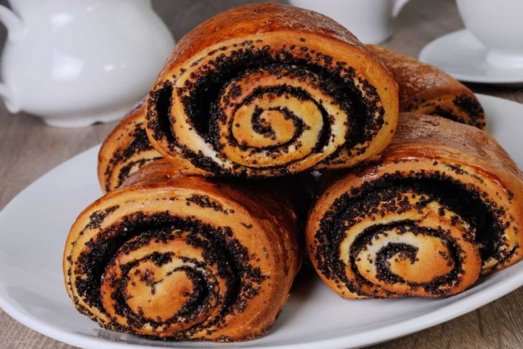 Булочки с маком на молоке