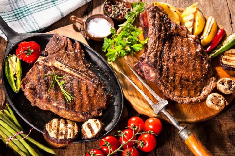 Антрекот из говядины на мангале