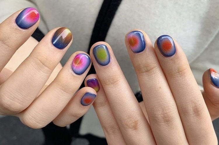 Аура на короткие ногти