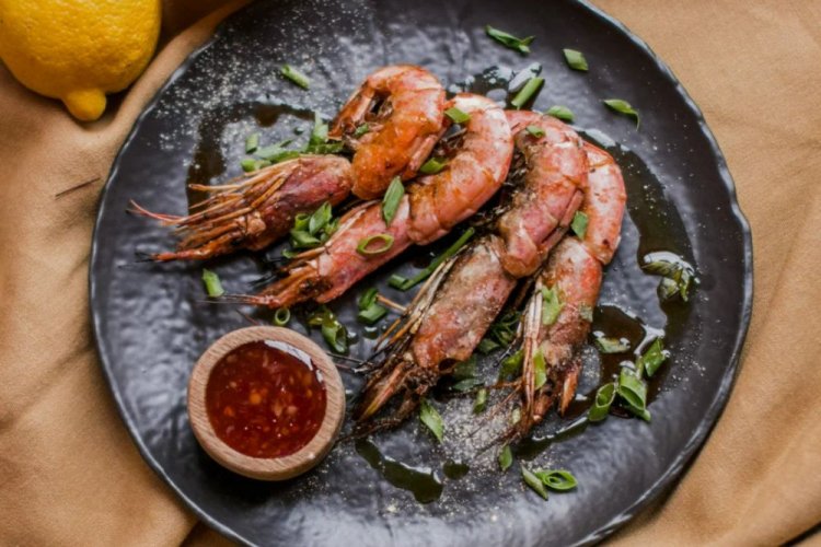 Лангустины в аджике на гриле