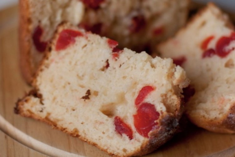 Творожный кулич с вишней