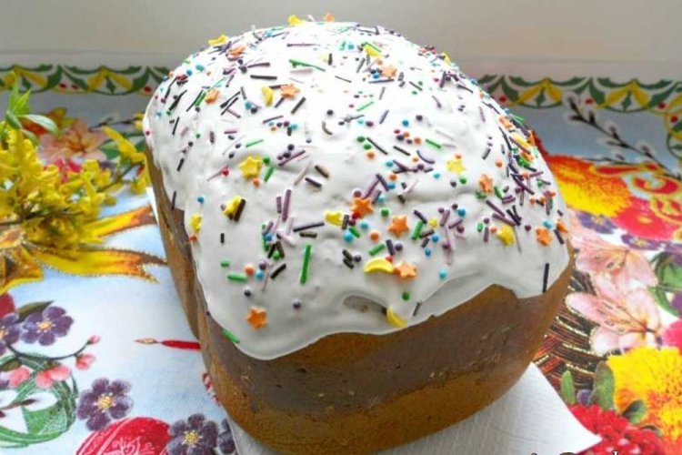 Пасхальный кулич с курагой в хлебопечке