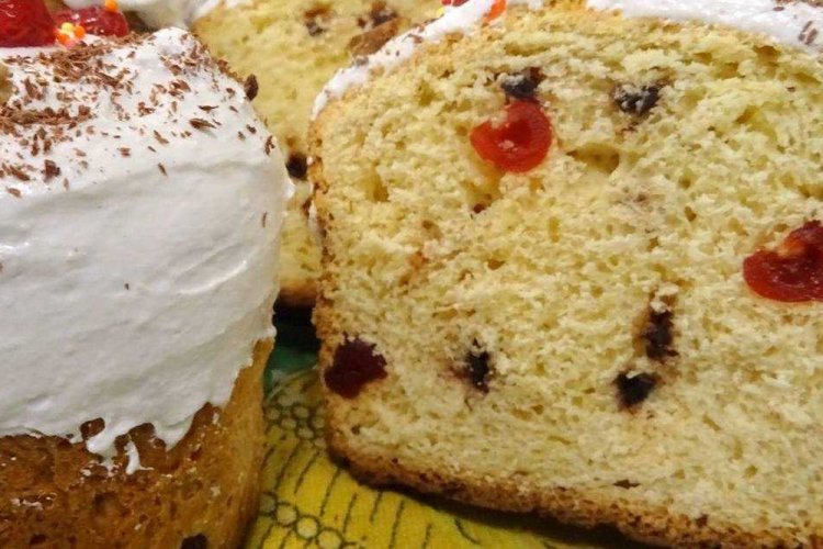 Пасхальный кулич с вяленой вишней в мультиварке