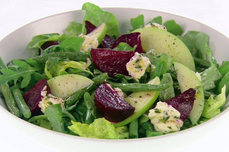 Салат со свеклой и сливами