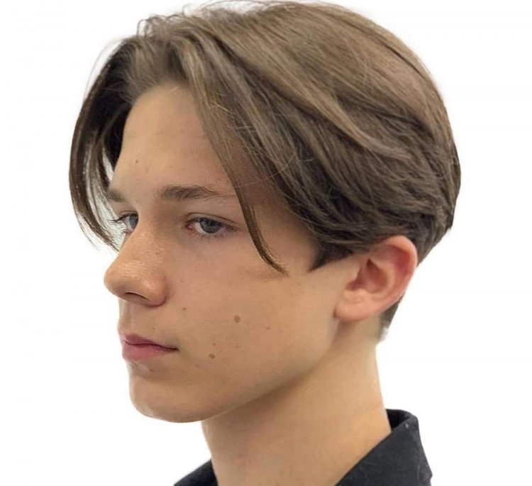 Прямое каре для мальчиков