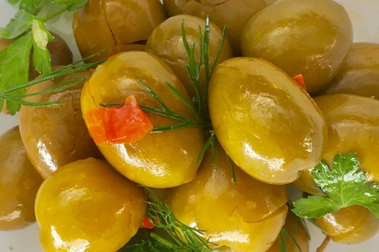 Маринованная алыча как оливки