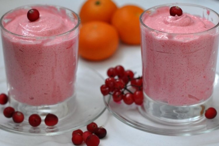 Клюквенный мусс с манкой