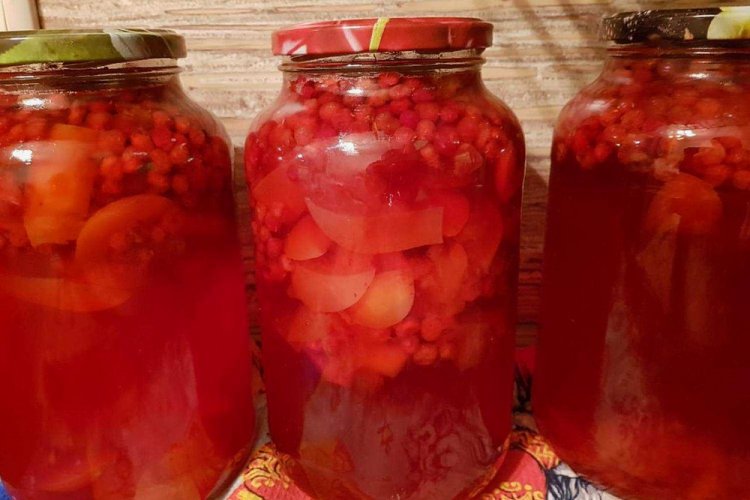 Компот из клюквы с яблоками на зиму