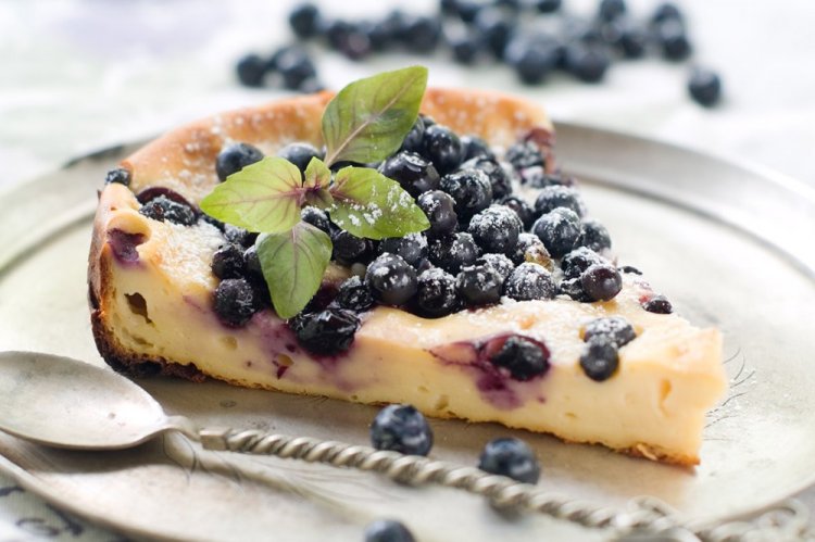 Творожная запеканка с голубикой