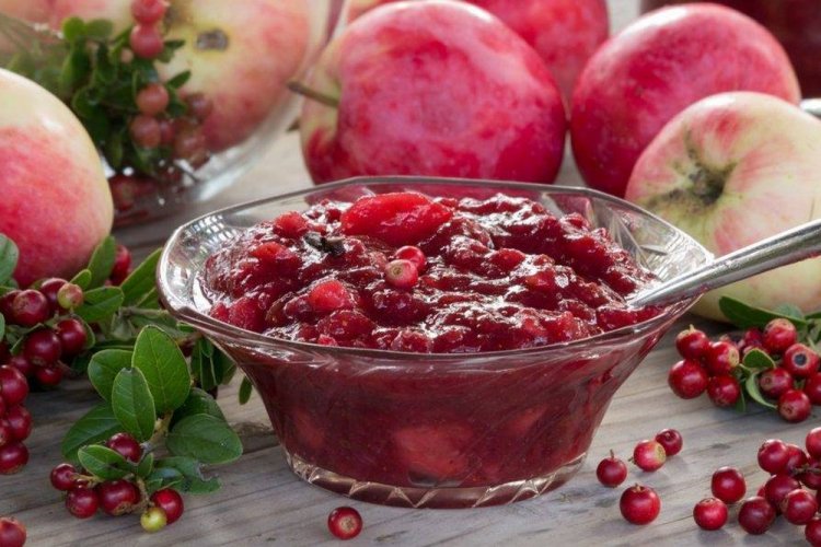 Варенье из брусники с яблоками