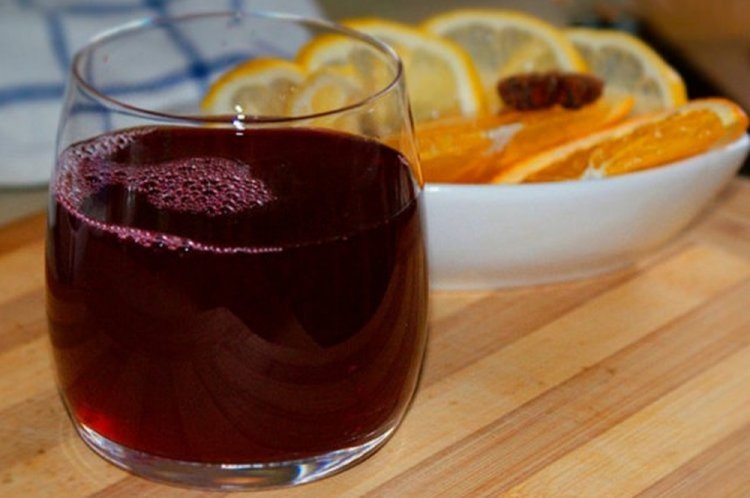 Компот из черемухи с апельсином и корицей