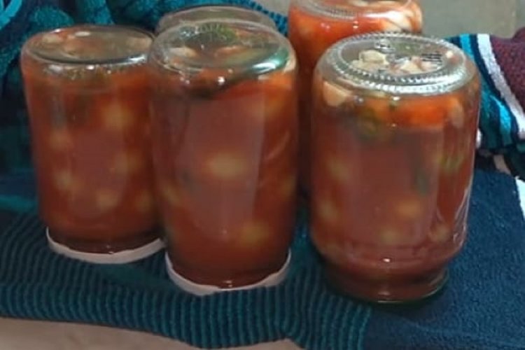 Физалис в томатном соке на зиму