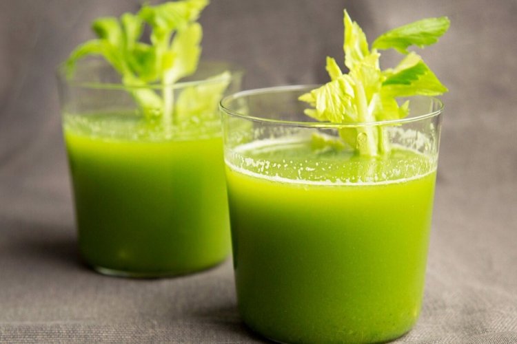 Сок из сельдерея с яблоками и апельсином