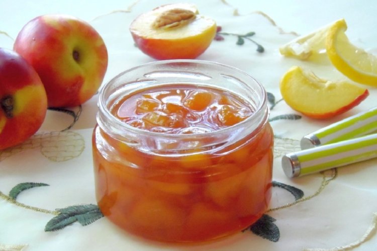 Варенье из нектаринов дольками