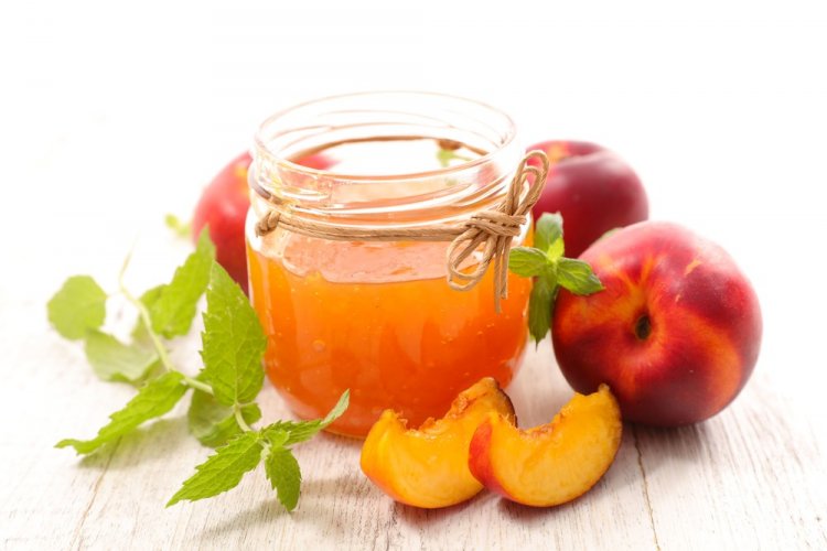 Густой джем из нектаринов