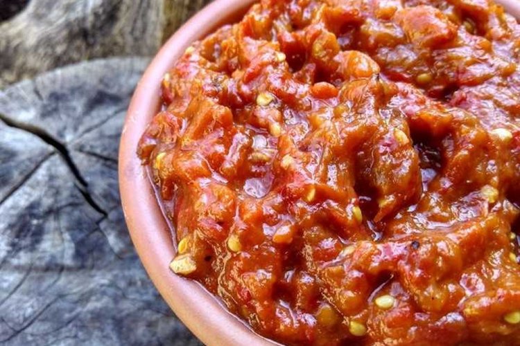 Айвар на мангале на зиму