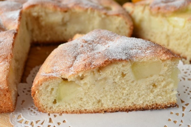 Шарлотка с дыней