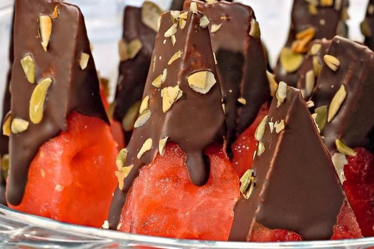 Арбуз в шоколаде