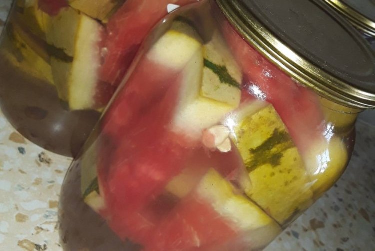 Консервированный арбуз с горчицей на зиму