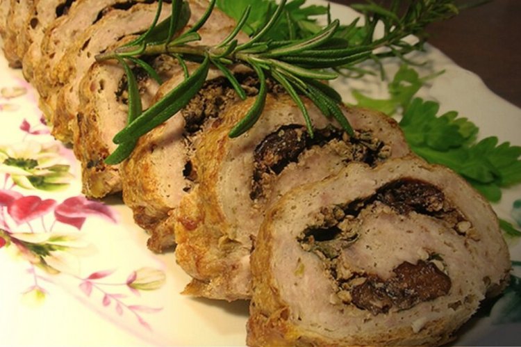 Рулет из фарша с печенью