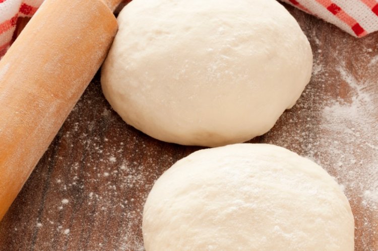 Тесто на сметане и майонезе для тонкой пиццы