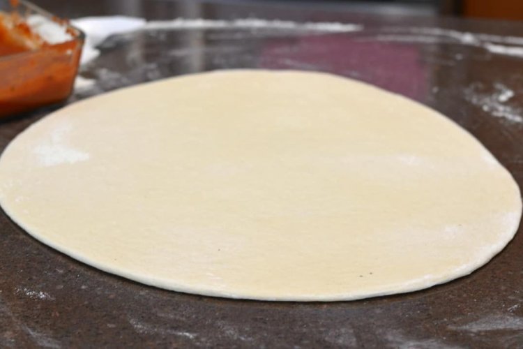 Постное тесто для тонкой пиццы