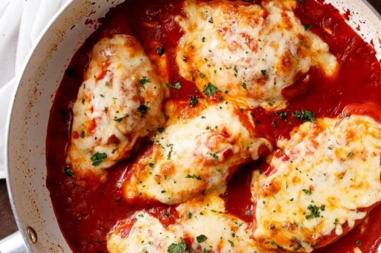 Курица в томатном соусе по-итальянски