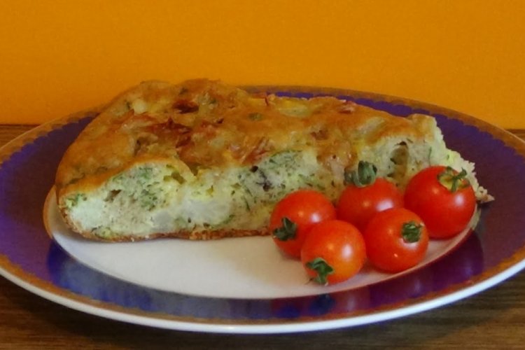 Заливной пирог с цветной капустой без яиц