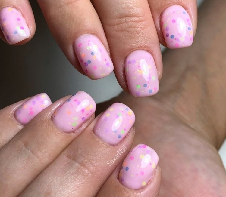 Йогуртовый маникюр