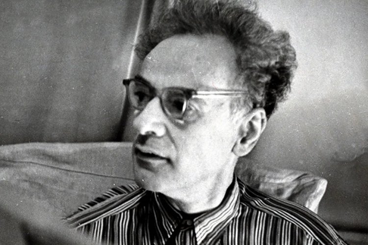 Лев Давидович Ландау