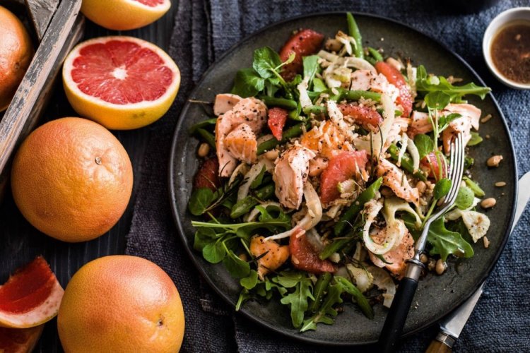 ПП салат с красной рыбой и грейпфрутом