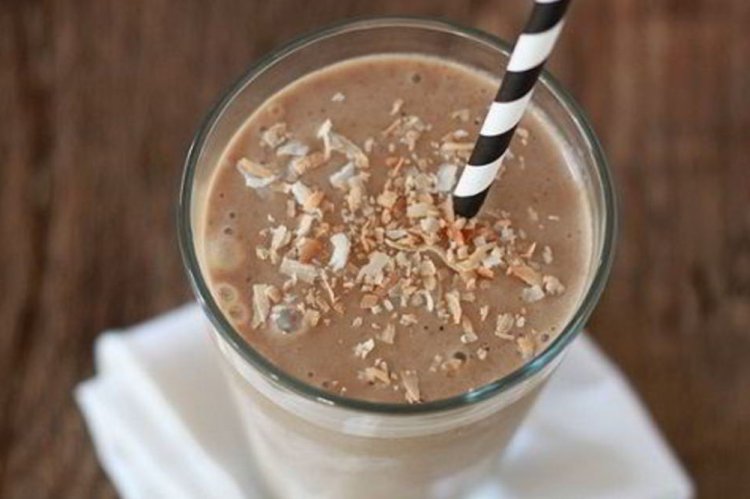 Йогуртовый коктейль с кофе