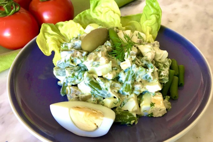 Салат из стручковой фасоли и яиц