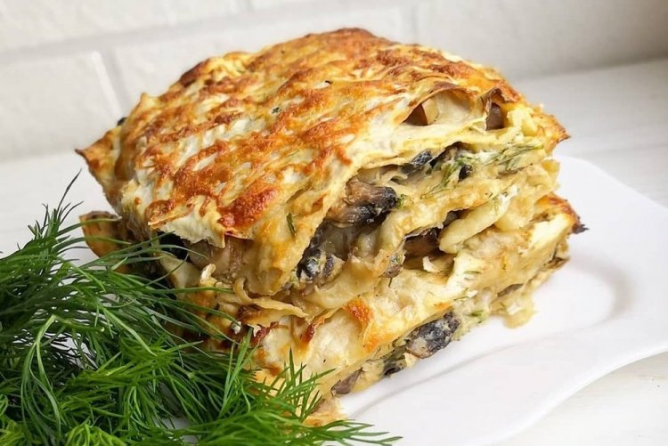 Пирог из лаваша с курицей и грибами