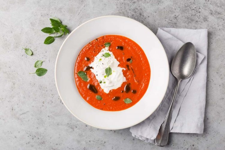 Гаспачо со страчателлой