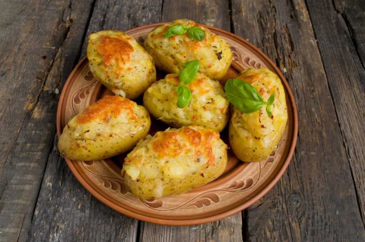 Картошка со страчателлой в духовке