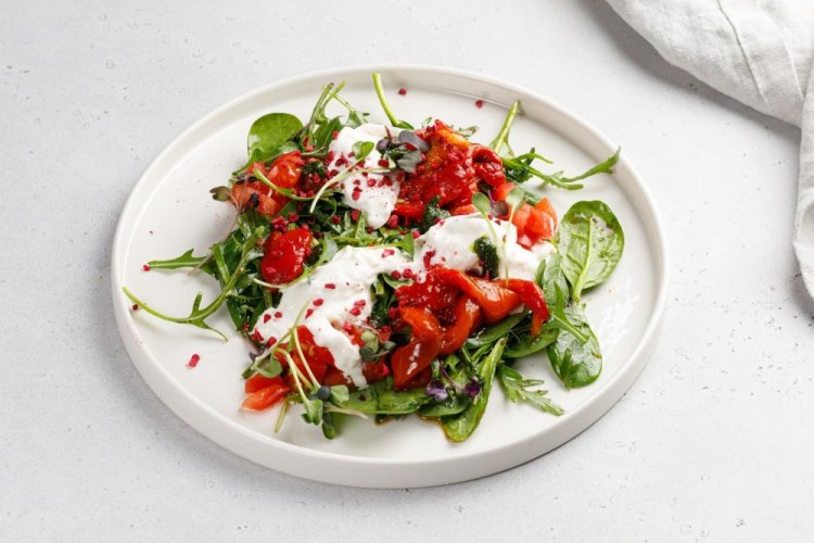 Запеченные помидоры со страчателлой