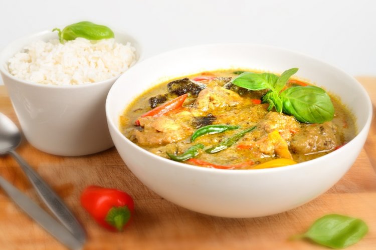 Курица карри с баклажанами