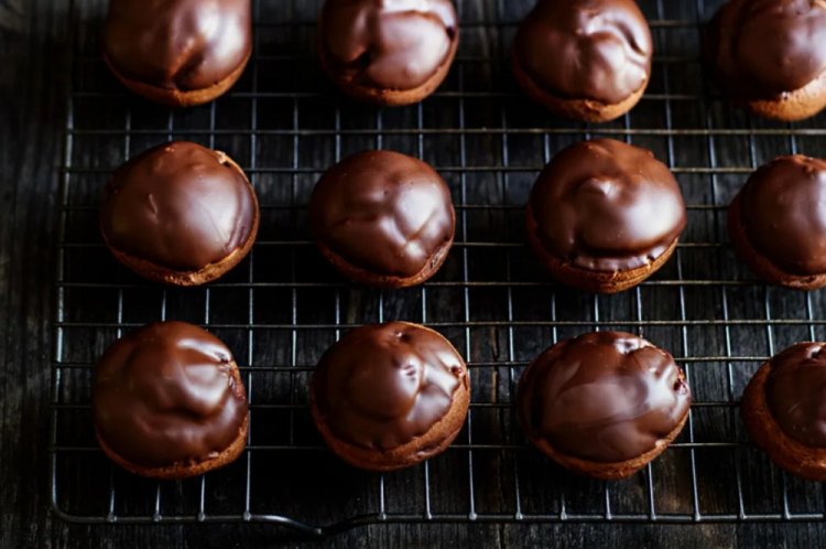 Шоколадные профитроли